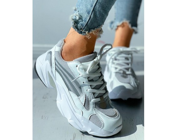 Lace up Colorblock Muffin Sneaker